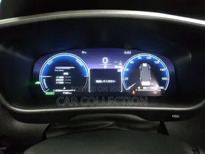 Toyota Corolla Cross Z Leather HV Pearl 2024