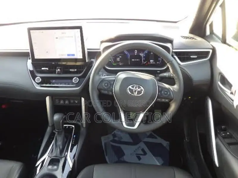 Toyota Corolla Cross Z Leather HV Pearl 2024