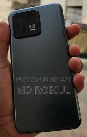 Xiaomi 13 . (Used)