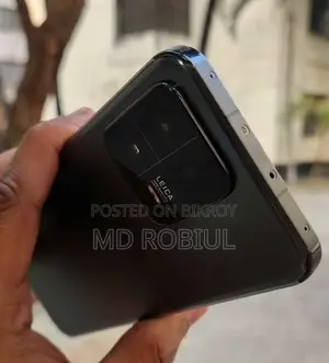 Xiaomi 13 . (Used)