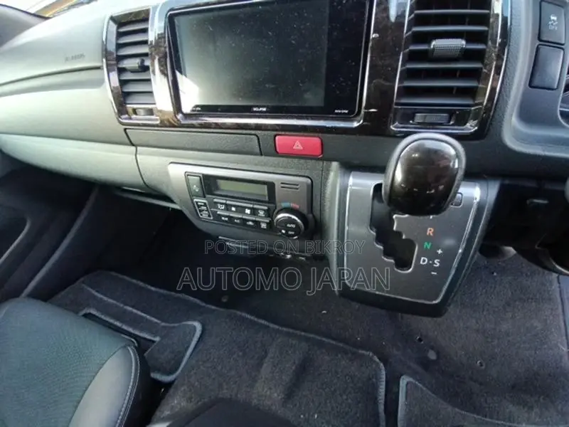 Toyota Hiace Super GL 2020
