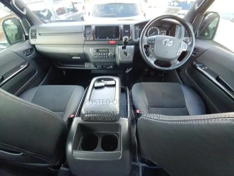 Toyota Hiace Super GL 2020