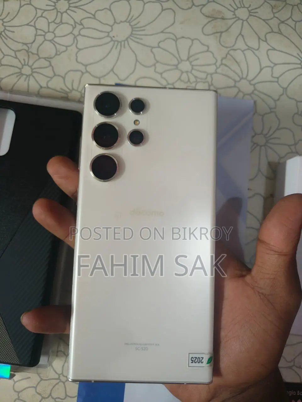 Samsung Galaxy S24 . (Used)