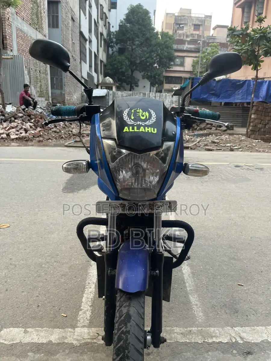 Mahindra Centuro 2018