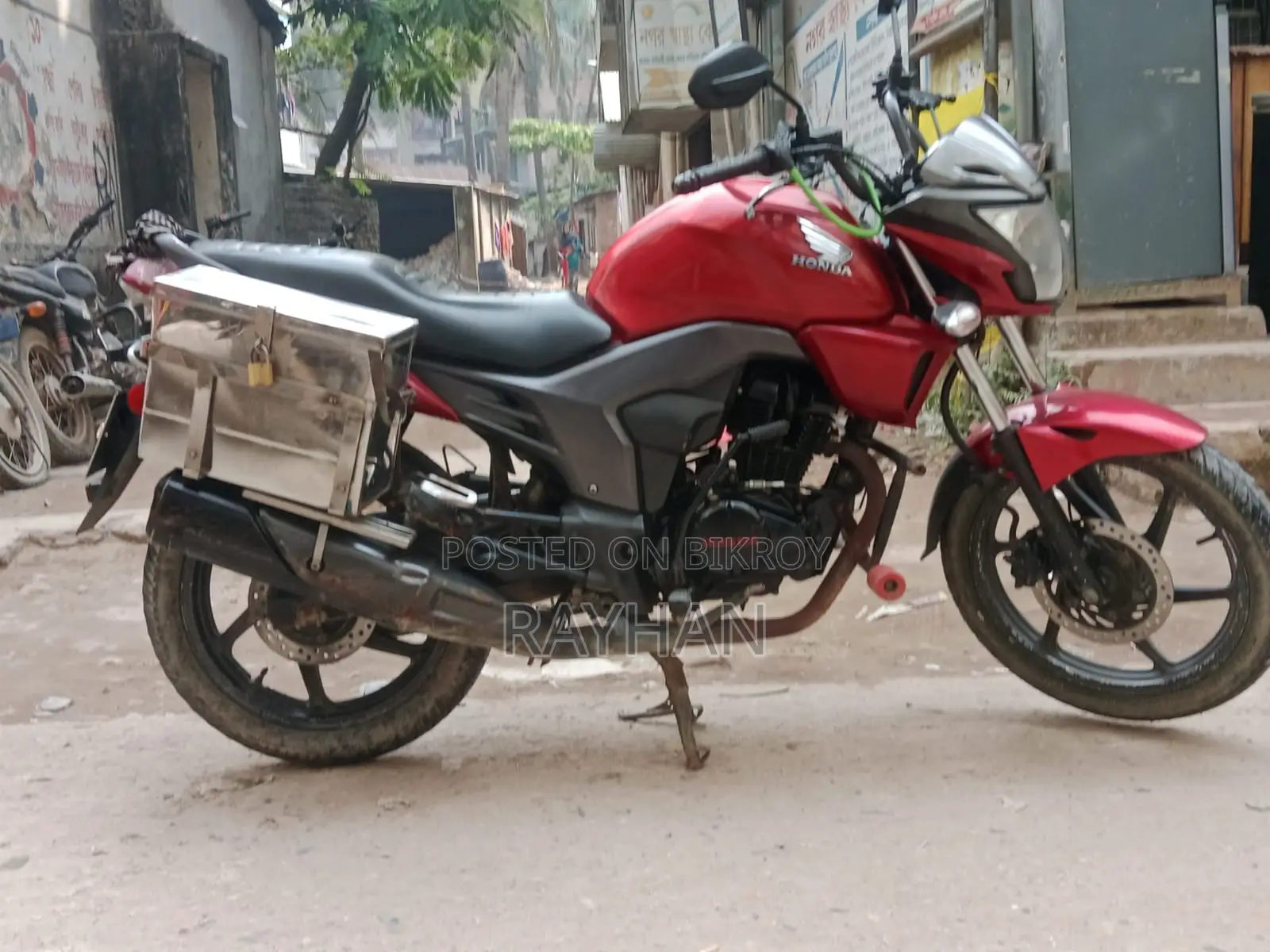 Honda Trigger . 2018