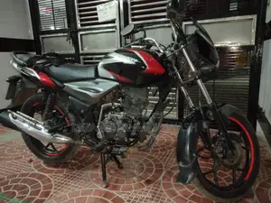 Bajaj Discover 125 2022