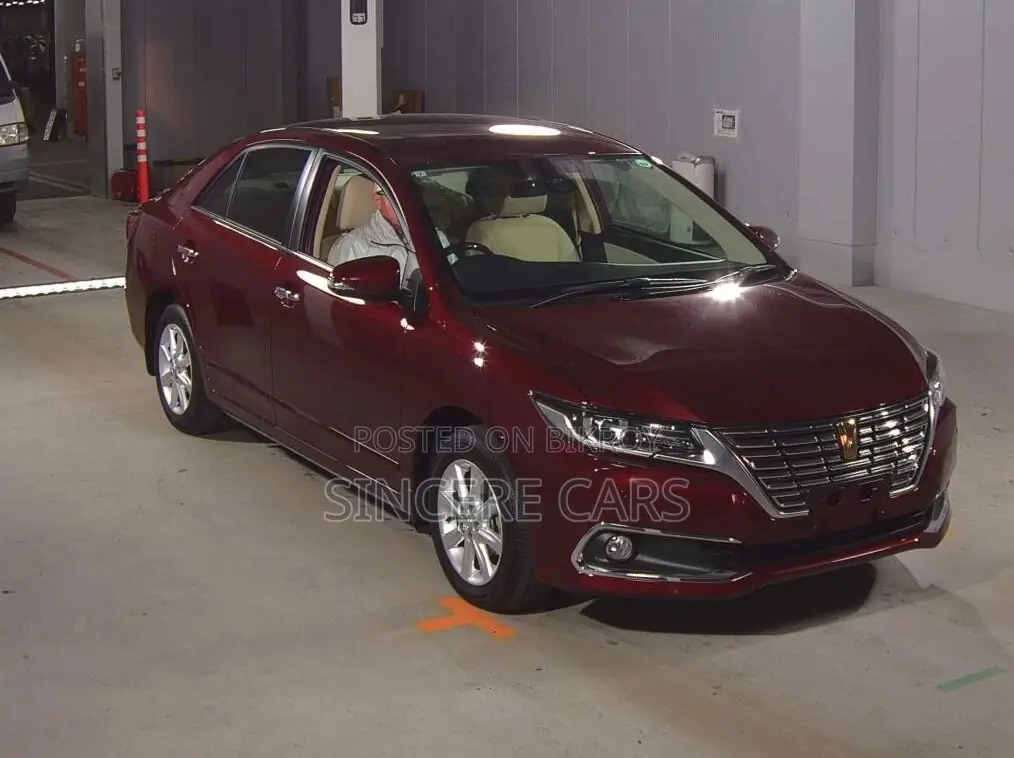 Toyota Premio F Ex 4508km 2021