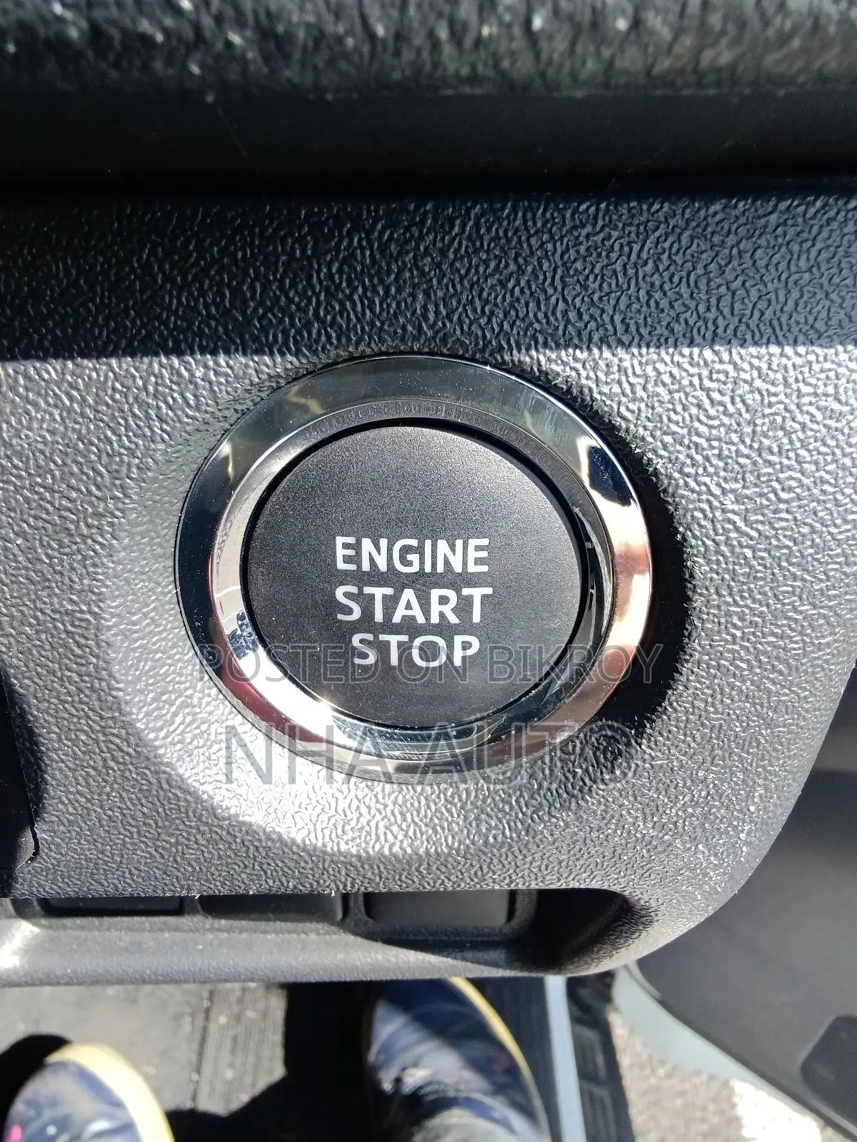 Toyota Hiace SUPER GL 2023