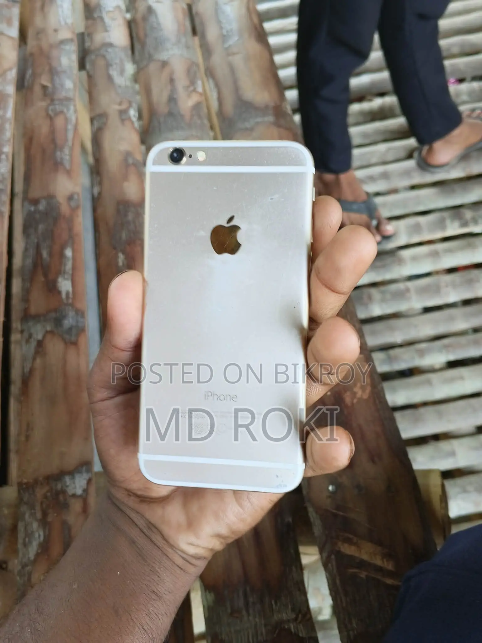 Apple iPhone 6 . (Used)