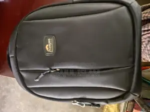 Lowepro BP 30-DSLR ক্যামেরা ব্যাকপ্যাক - কালো