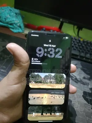 Apple iPhone 11 Pro Max . (Used)