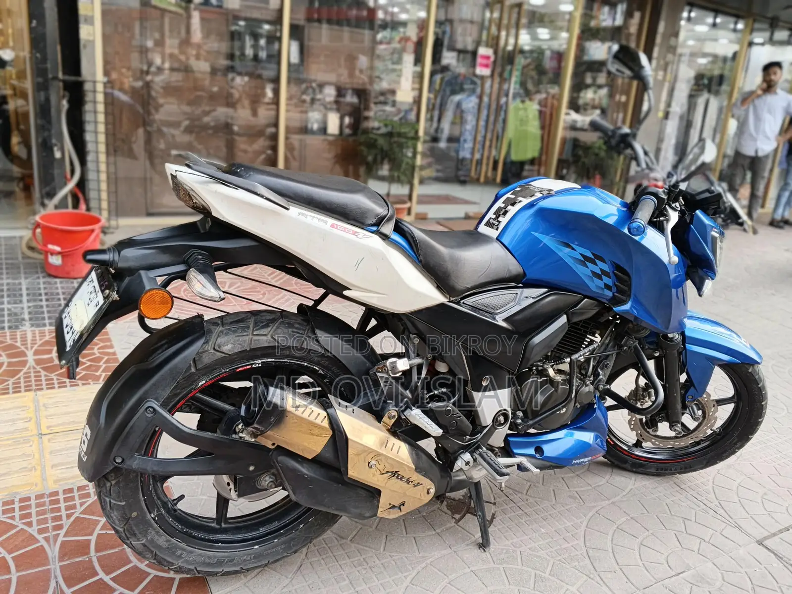 TVS Apache RTR 160 . 2022
