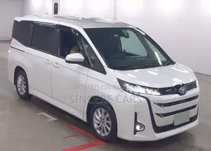 Toyota Noah G HYB 2 PWR DOOR 2022