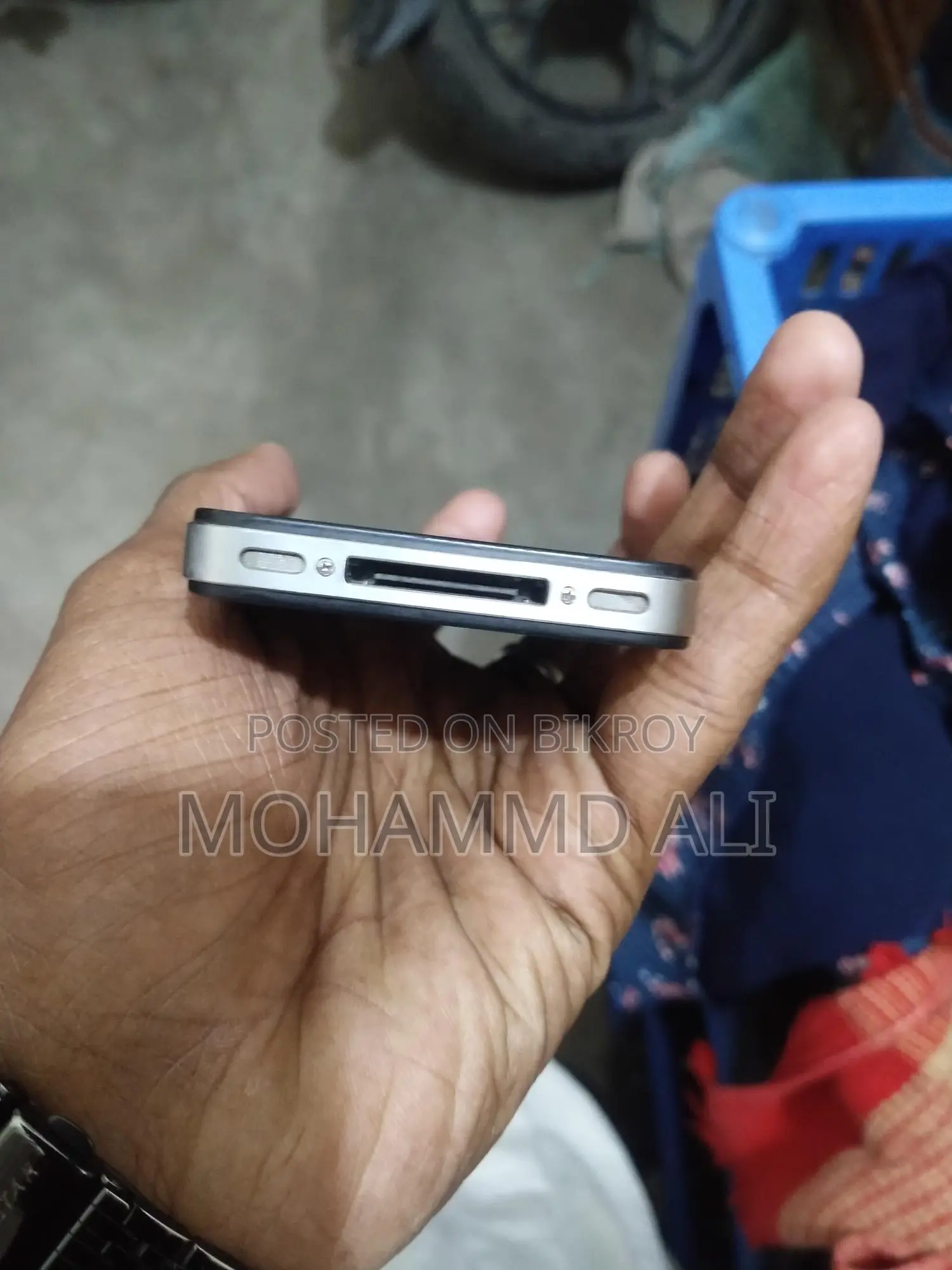 Apple iPhone 4S (Used)
