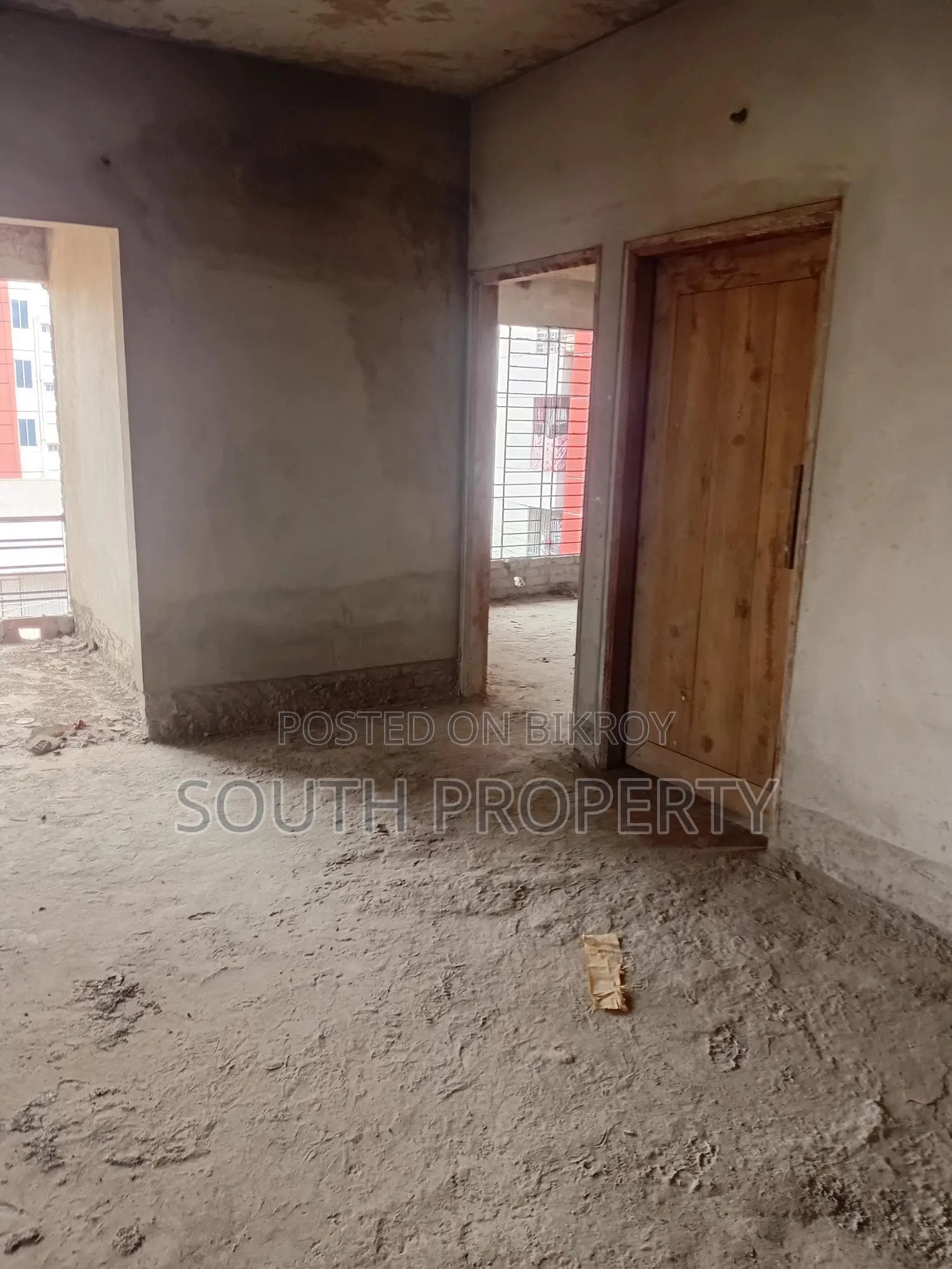 Ready 800 sft flat sale at Khilgaon C block.