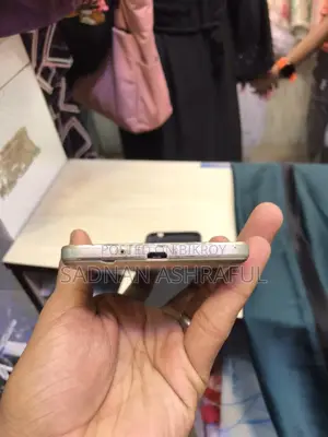 Samsung Galaxy J2 1/8 (Used)