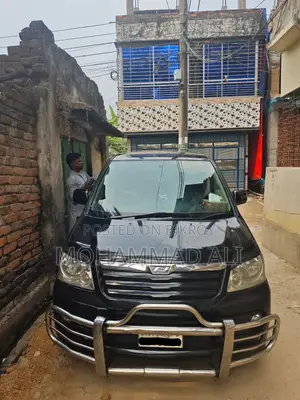 Toyota Noah 2002