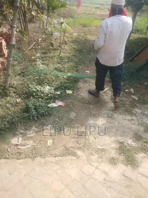 জমি বিক্রয় হবে