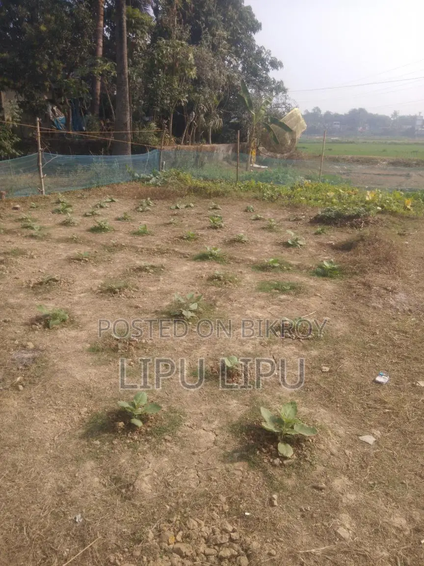 জমি বিক্রয় হবে