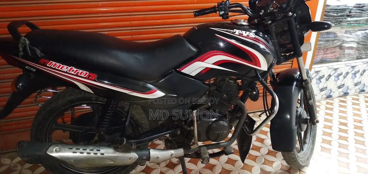 TVS Metro . 2011