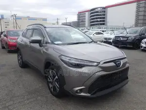 Toyota Corolla Cross Z Bronze Hardtop 2022