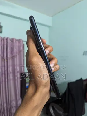 Samsung Galaxy S20 Ultra (Used)
