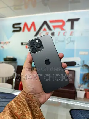 Apple iPhone 16 Pro Max Super Condition (Used)