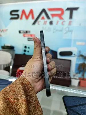 Apple iPhone 16 Pro Max Super Condition (Used)