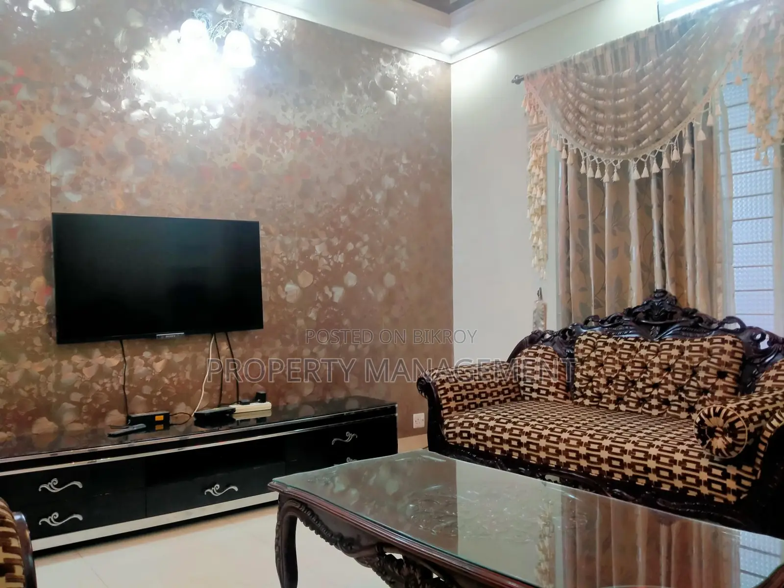 2250 sft full furnished apartment rent in banani