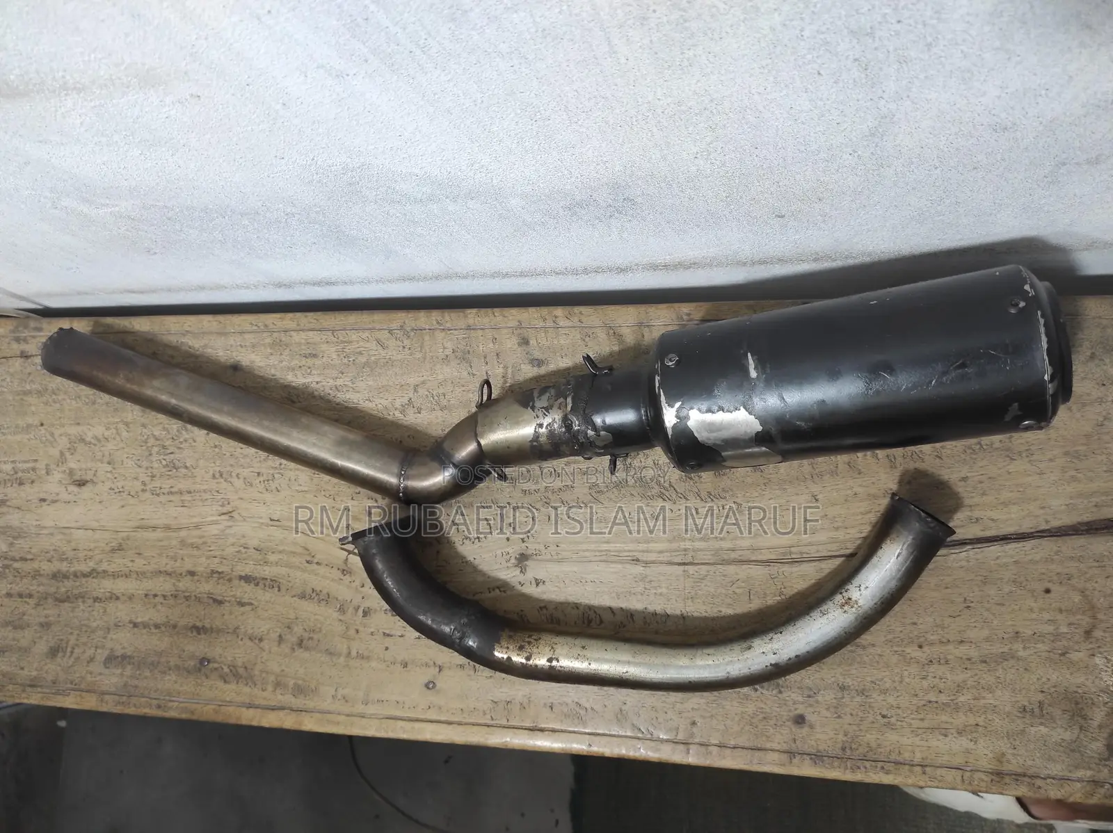মোটরসাইকেল হোল্ডার