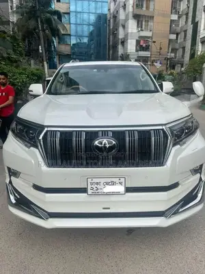 Land Cruiser Prado For Rent