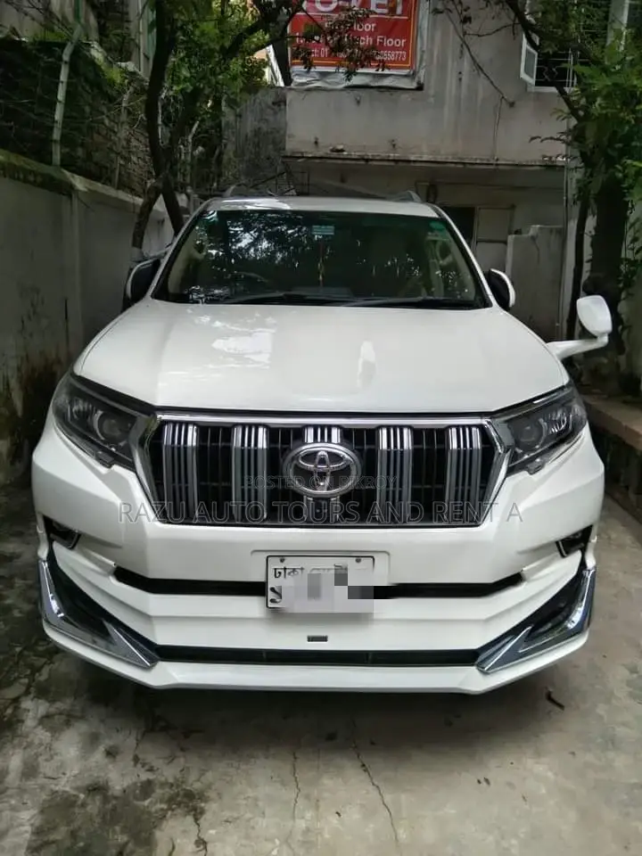 Land Cruiser Prado For Rent