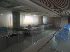 গুলশান এভিনিউ ২ সার্কেলে ৩০৫০ বর্গফুটের কমার্শিয়াল স্পেস ভাড়া হবে।