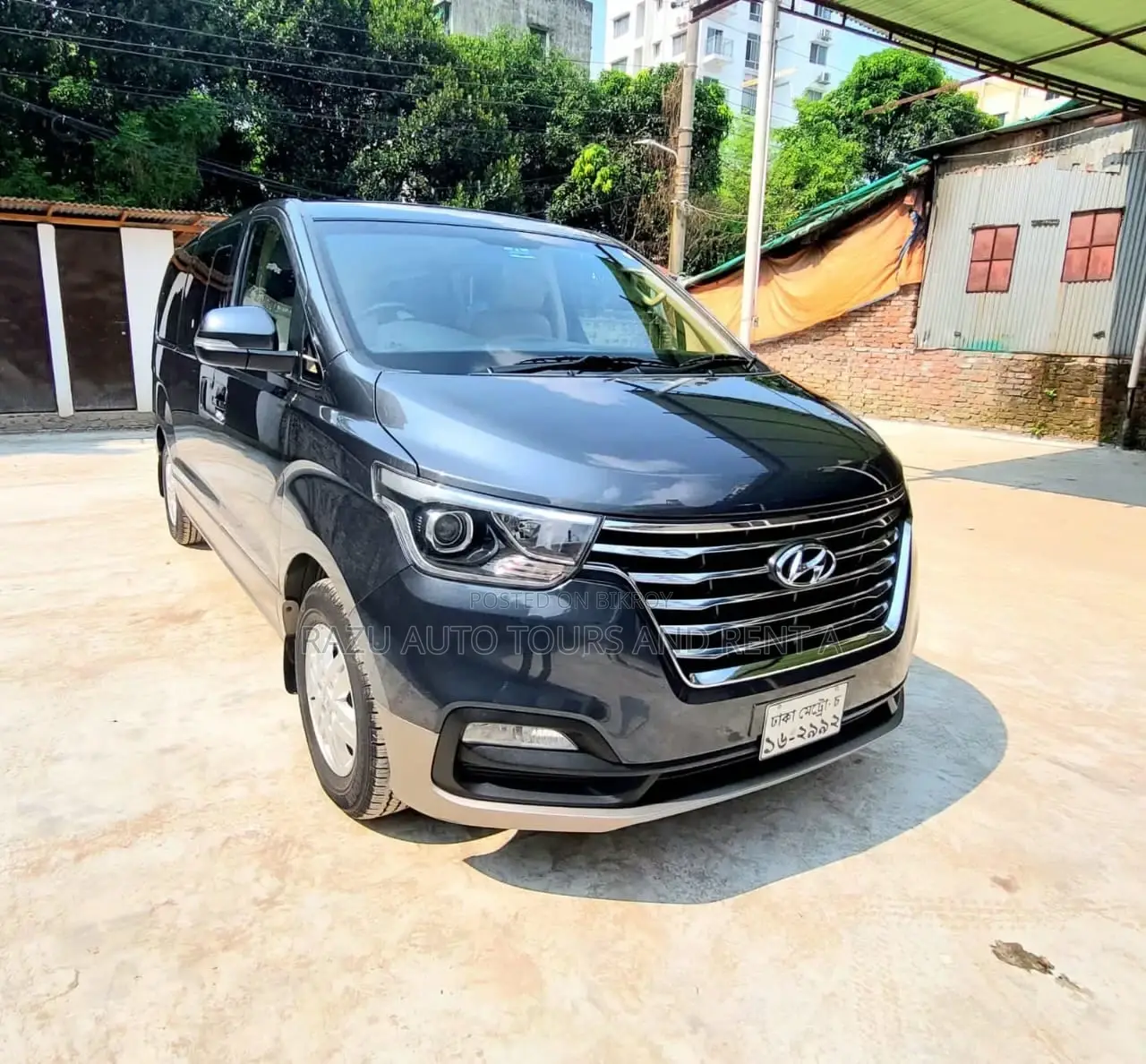 Honda H1 ভাড়ার জন্য