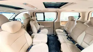 Honda H1 ভাড়ার জন্য