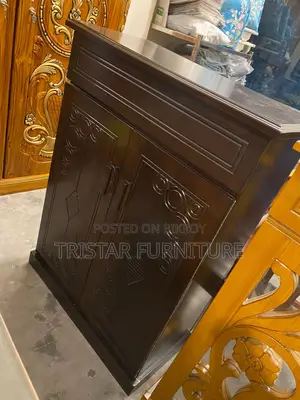 জুতো ক্যাবিনেট