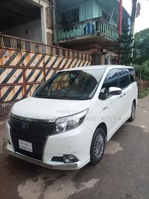 এস্কয়ার নোয়াহ ভাড়ার জন্য