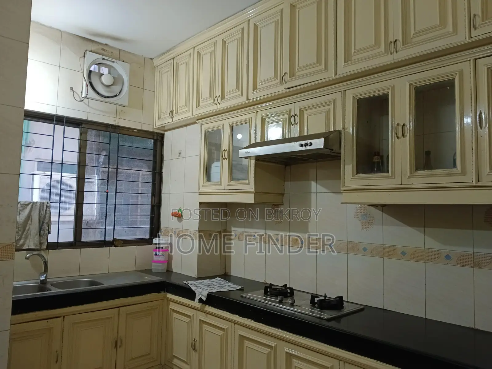 2600 Sqft Full Furnished Apartment For Rent In Gulshan
