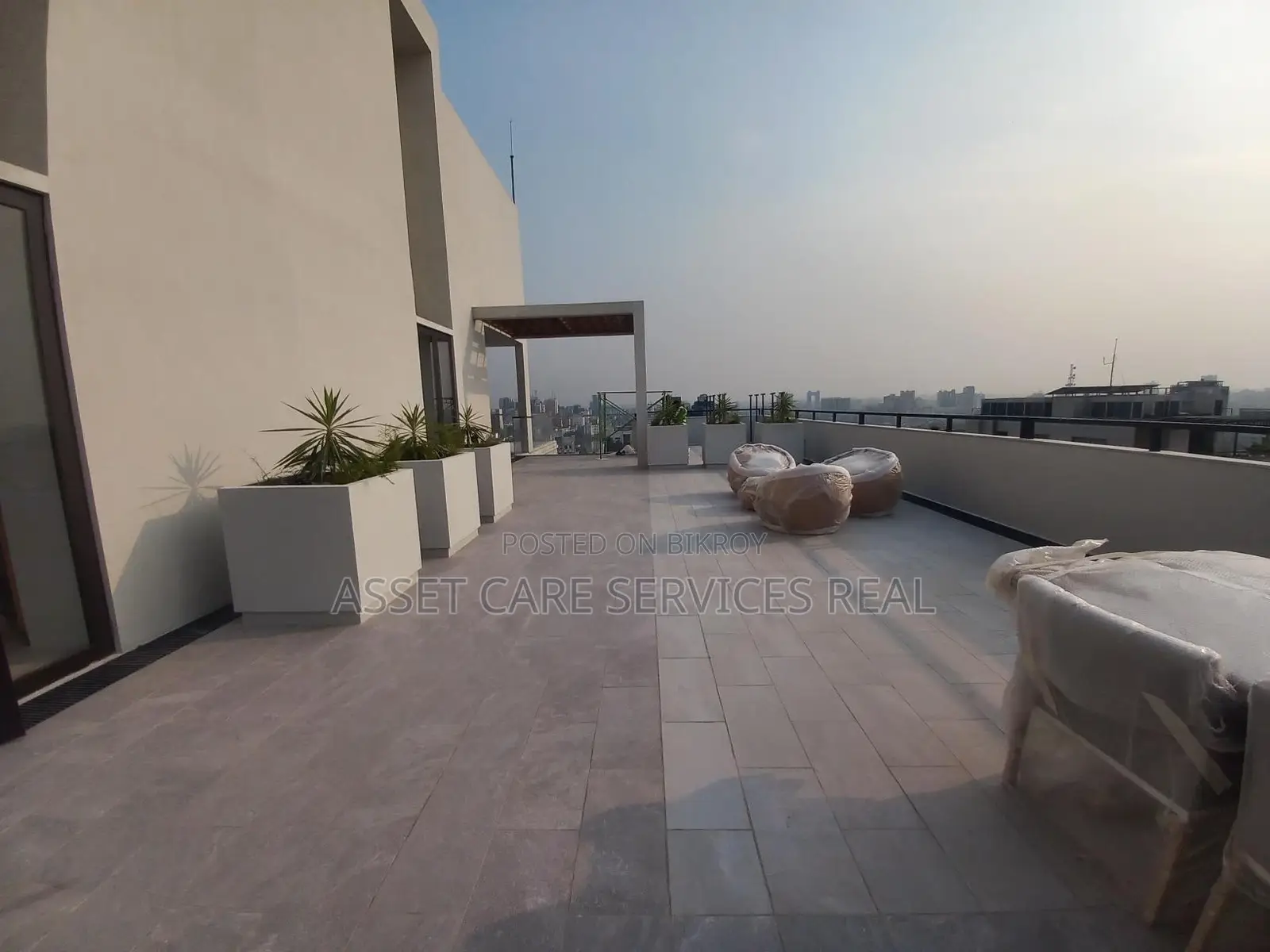 4250 Sqf Brand New Flat Sale @ Baridhara Diplomatic Zone.