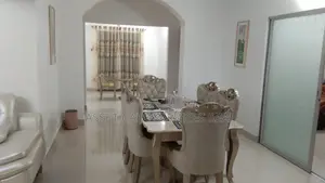 বনানীতে ২৭০০ বর্গফুটের সম্পূর্ণ ফার্নিশড ফ্ল্যাট ভাড়া হবে।
