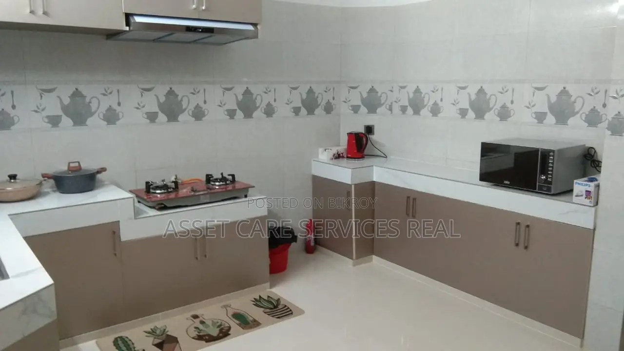 2700 Sqf Fully Furnished Flat Rent @ Banani.