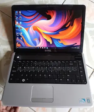DELL Full Fresh Laptop, 3GB RAM, (Courier delivery available nationwide)