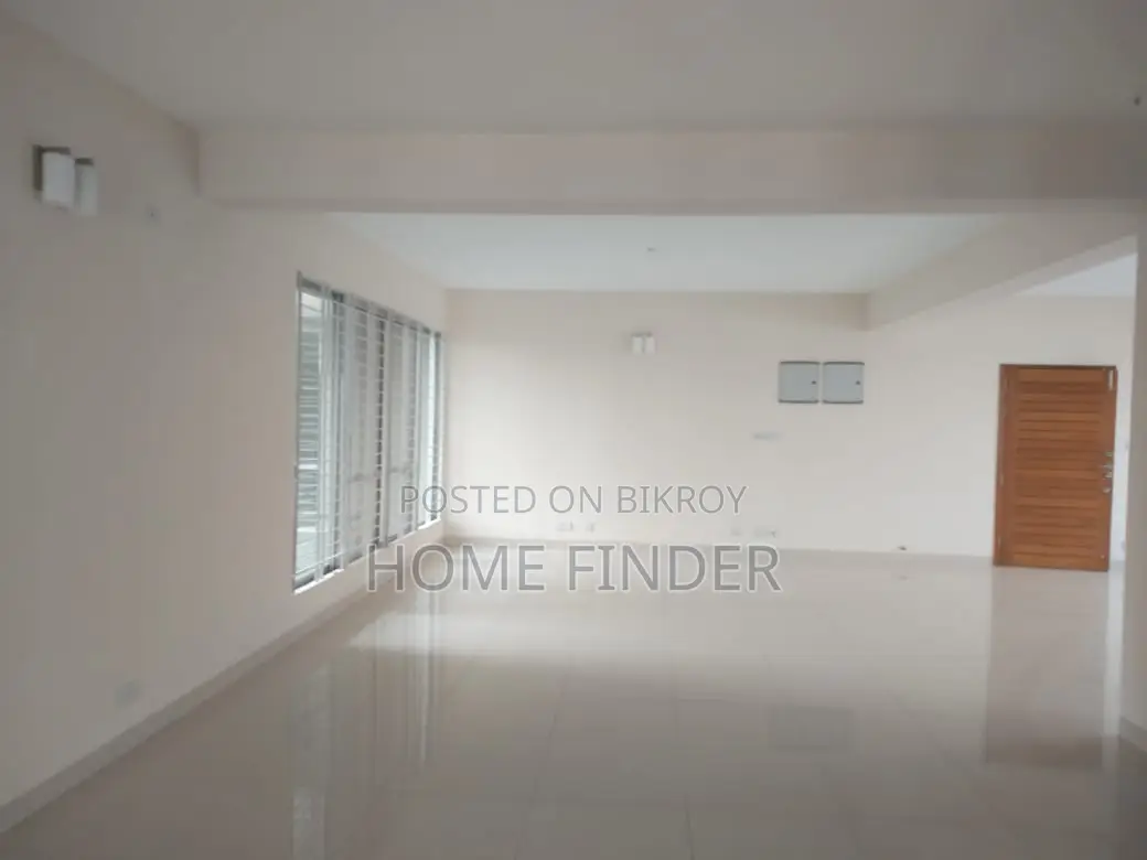 2850 SqFt 3-Bed Apartment for Rent in Gulshan