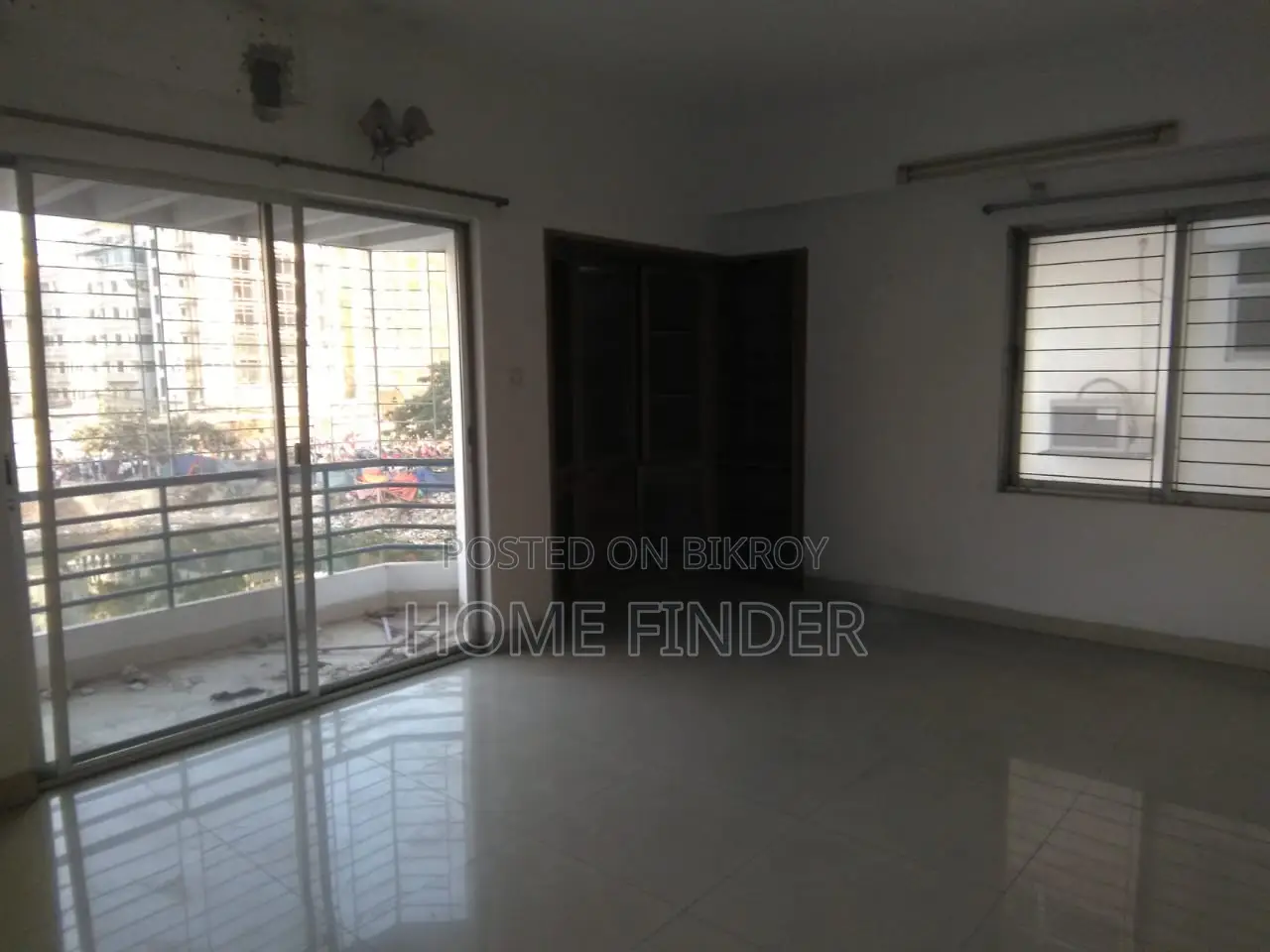 2200 Sqft Unfurnished Apartment Rent in Gulshan