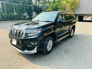 Land Cruiser Prado For Rent