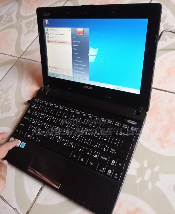 Asus Mini Laptop, 500GB Hard Disk