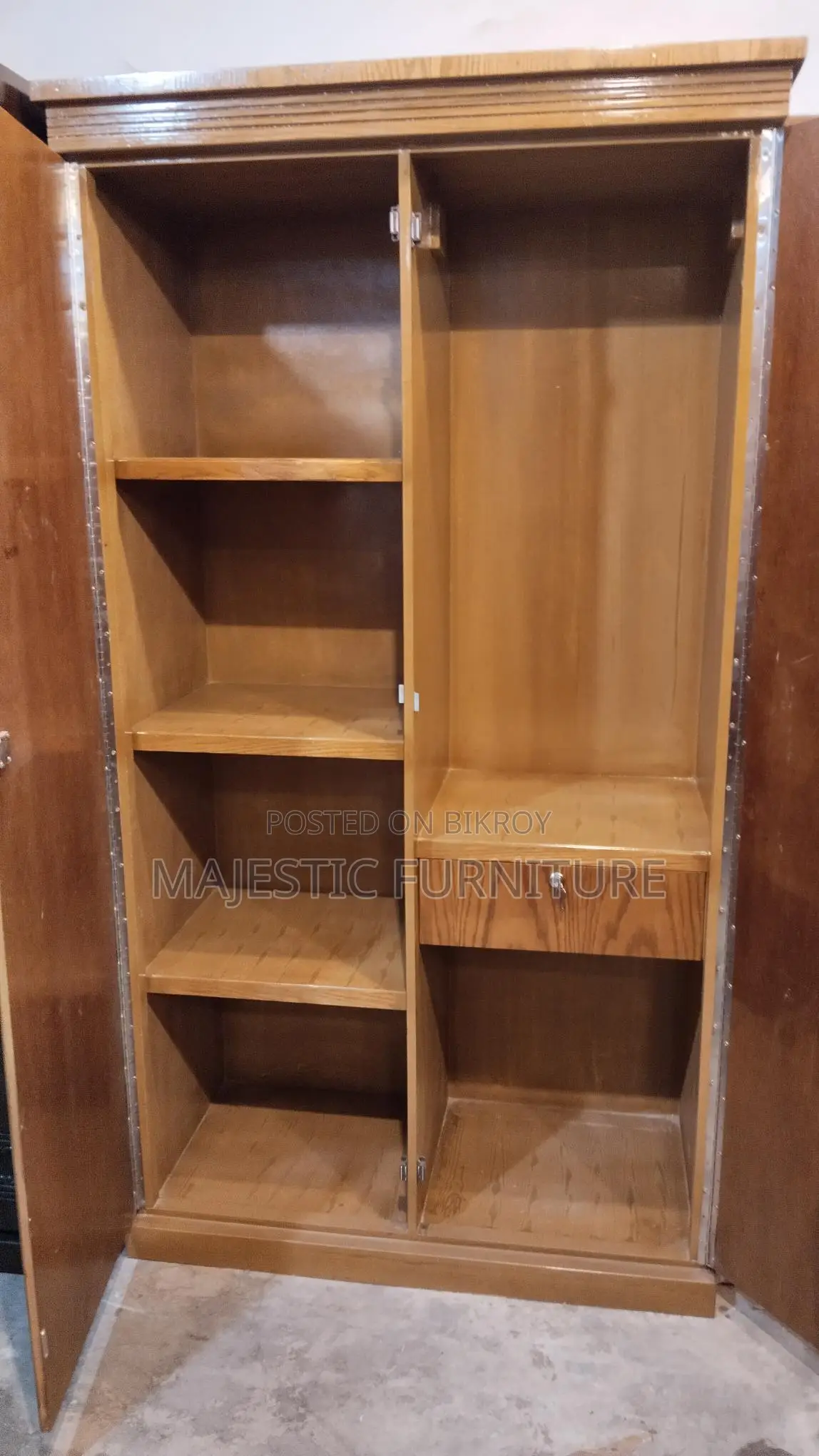 কানাডিয়ান ওক ভিনিয়ার আলমিরা ২ পাল্লা. এম # ৭১৮৩