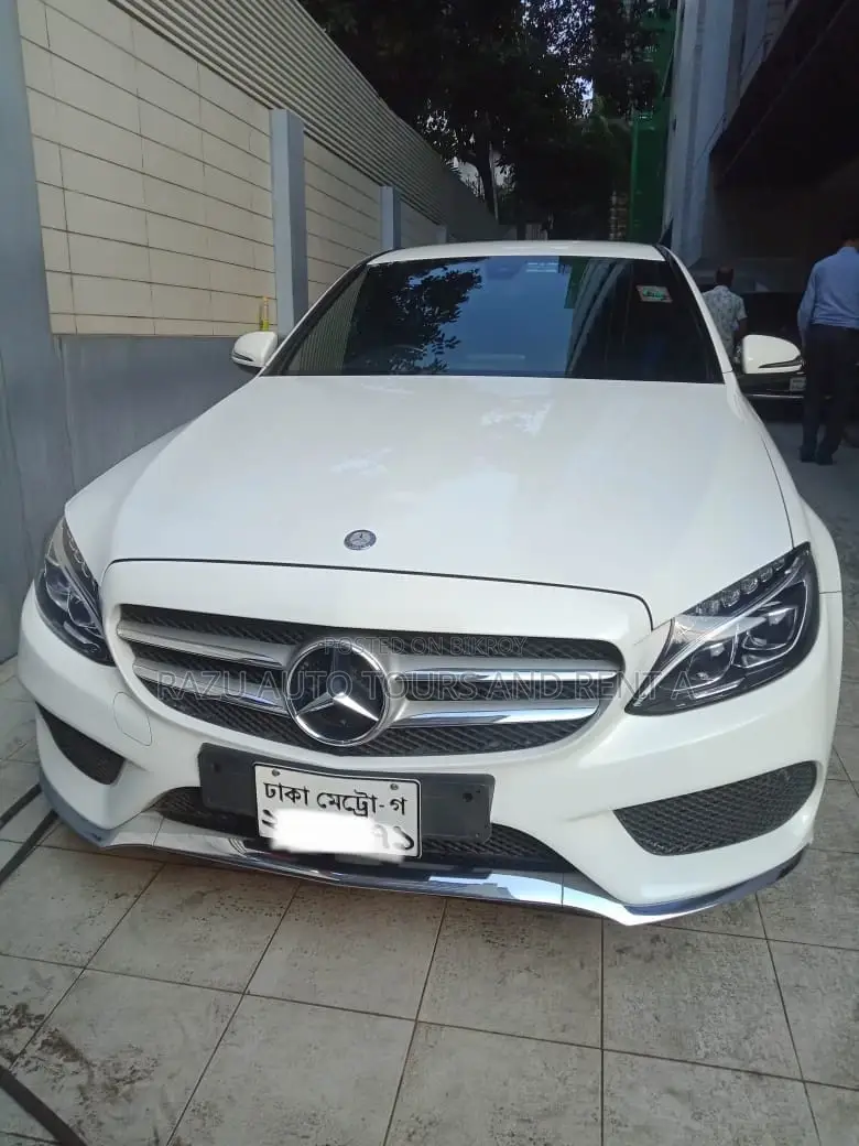 Luxurious Car For Rent