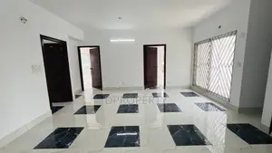 ২১০০ বর্গফুটের বিলাসবহুল ব্র্যান্ড নিউ দক্ষিণমুখী অ্যাপার্টমেন্ট ৫ম তলায় ভাড়ার জন্য