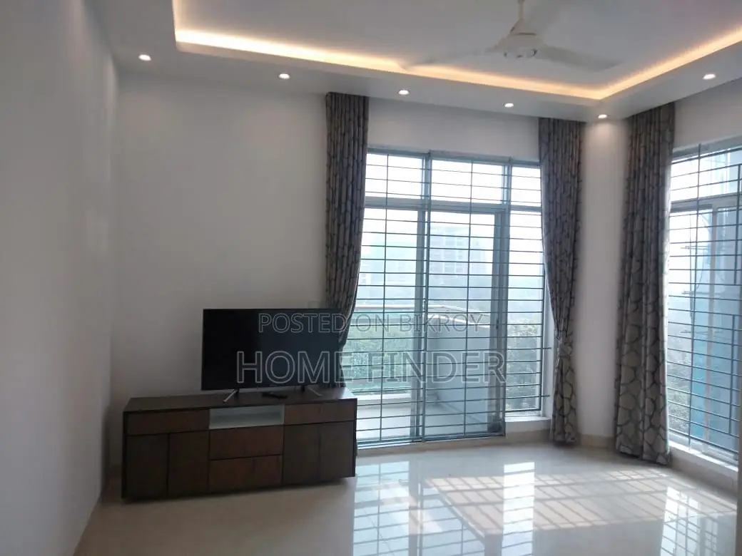 Modern Facilities Furnished Apt: Rent in Gulshan 2